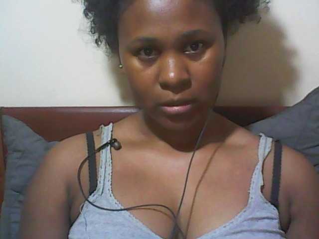 Live sex webcam photo for Petah-Schon #275645416