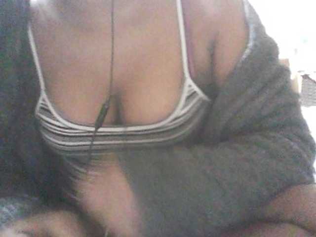 Live sex webcam photo for Petah-Schon #276203798