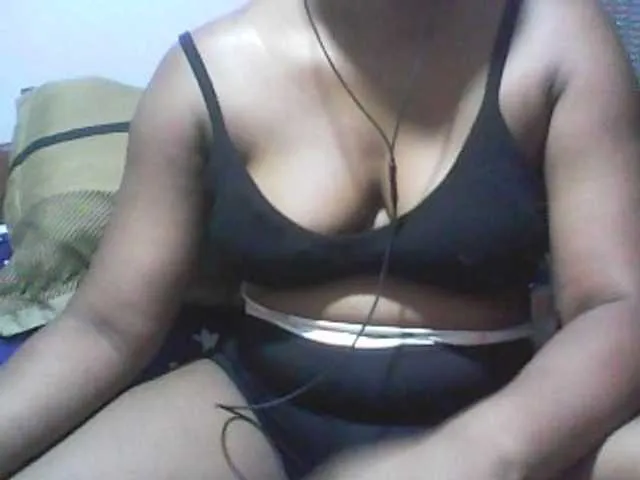 Live sex webcam photo for Petah-Schon #276523572