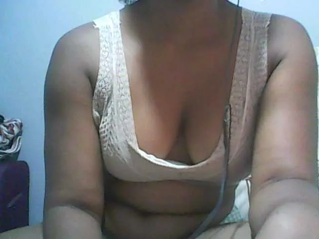 Live sex webcam photo for Petah-Schon #276940395