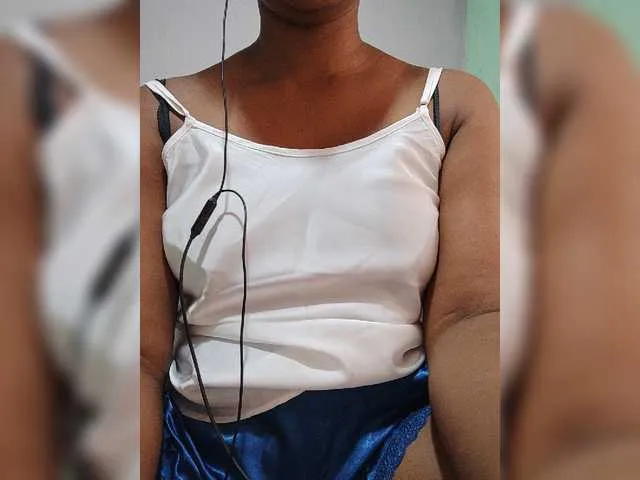 Live sex webcam photo for Petah-Schon #277387641
