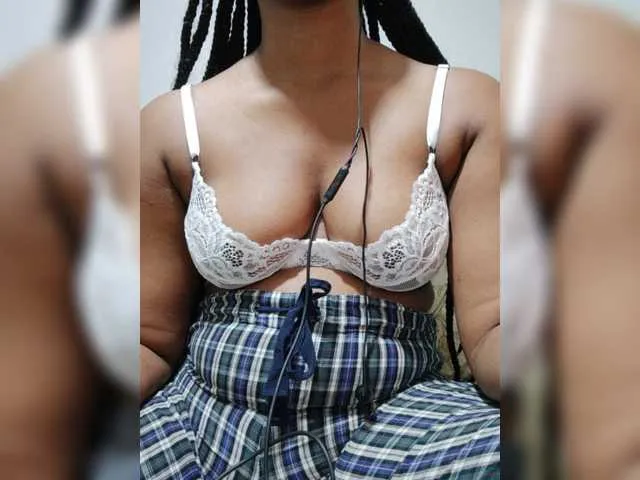 Live sex webcam photo for Petah-Schon #277667889