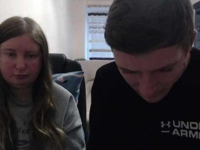 Live sex webcam photo for PeterAndJenda #272142732