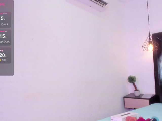 Live sex webcam photo for Petite-esther #290749667