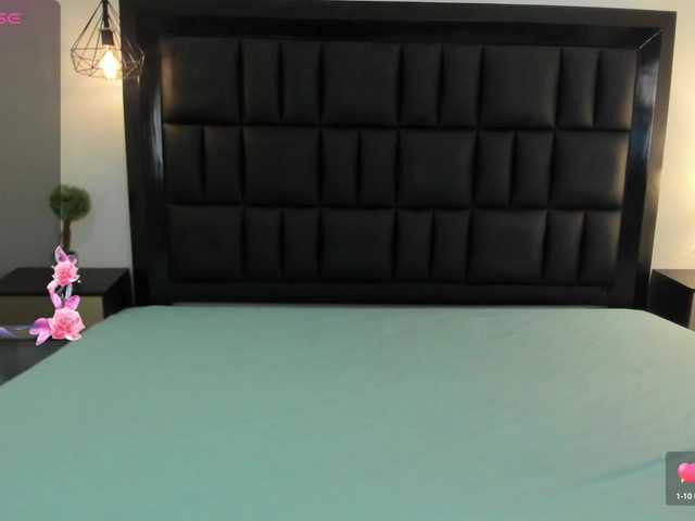 Live sex webcam photo for Petite-esther #291144089