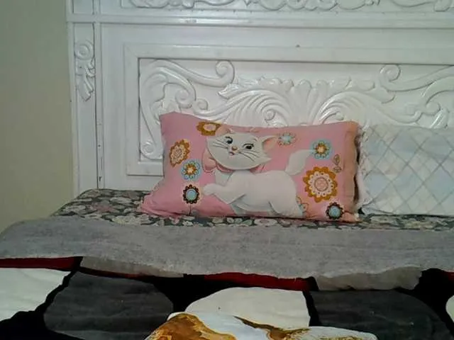 Live sex webcam photo for PetiteBunnny #292084988