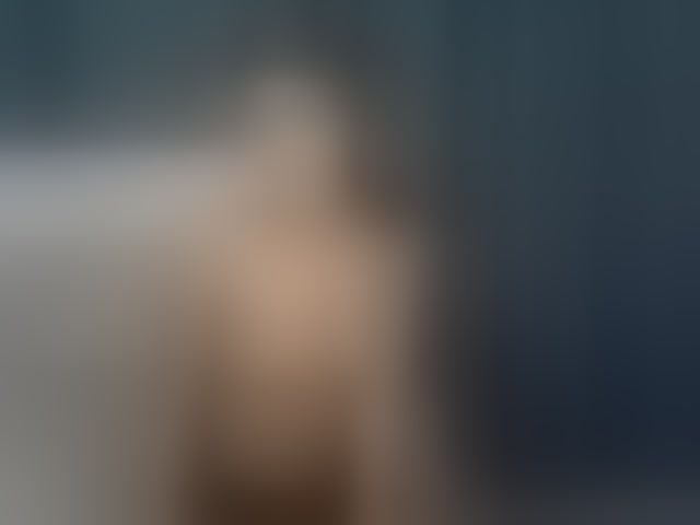Live sex webcam photo for PetiteCocoo #294169353