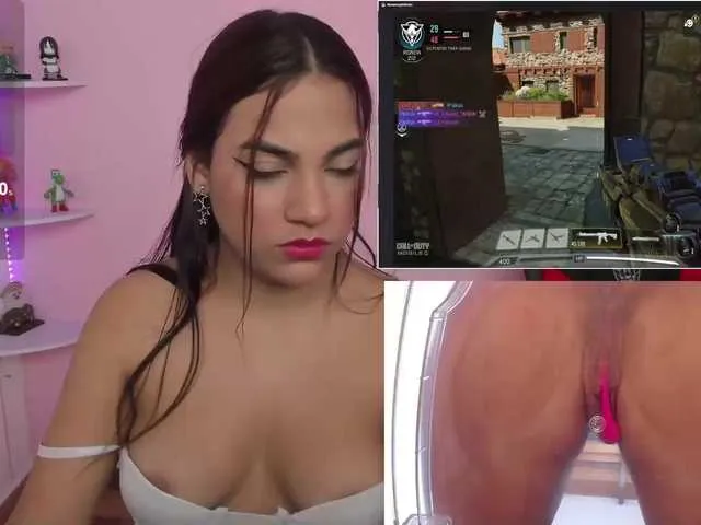 Live sex webcam photo for PetiteSofia #277011540