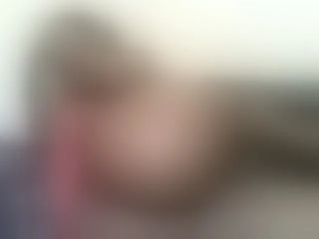 Live sex webcam photo for Petitebunni #293539653