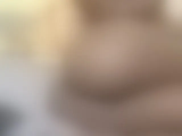 Live sex webcam photo for Petitebunni #293858737