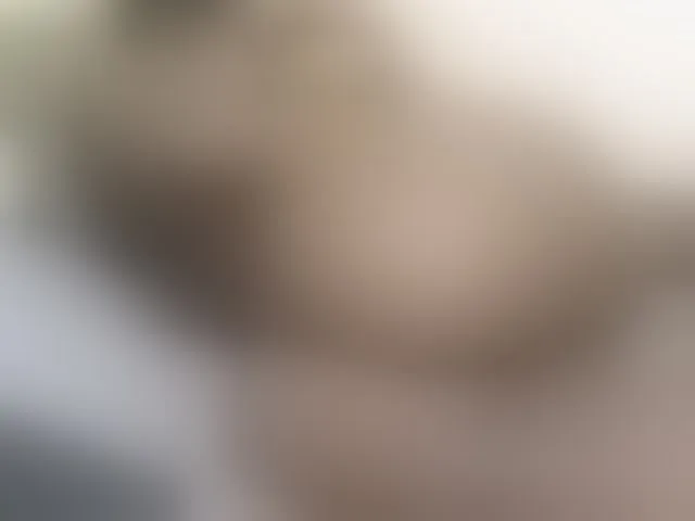 Live sex webcam photo for Petitebunni #293935203