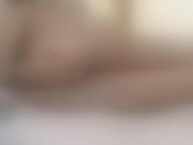 Live sex webcam photo for Petitebunni #294107370