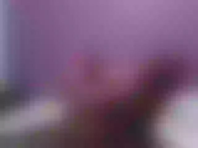 Live sex webcam photo for Petitegirly #291515295