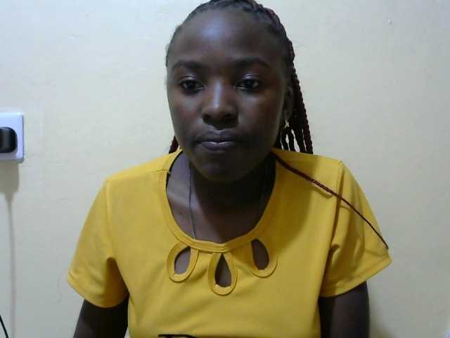 Live sex webcam photo for Petitepussie #291591766