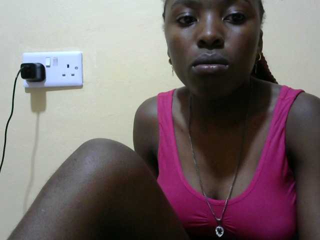 Live sex webcam photo for Petitepussie #291603365