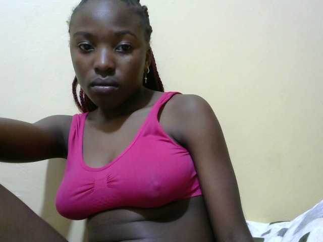 Live sex webcam photo for Petitepussie #291605702