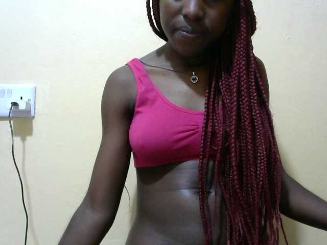 Live sex webcam photo for Petitepussie #291652025