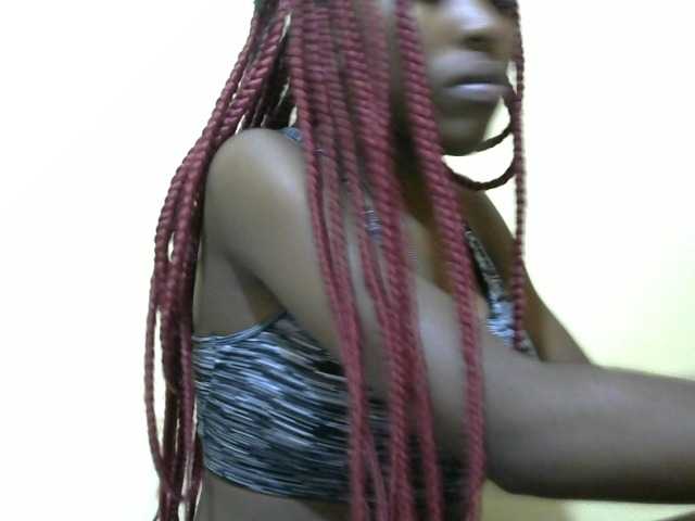 Live sex webcam photo for Petitepussie #291659362