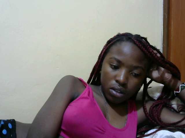 Live sex webcam photo for Petitepussie #291680858