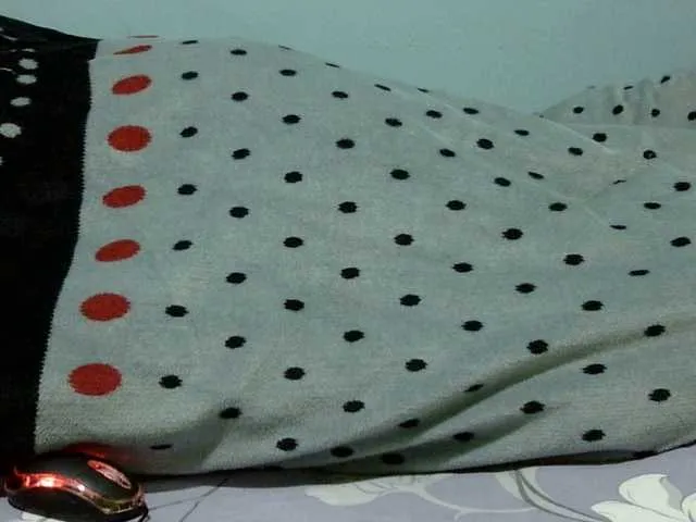 Live sex webcam photo for Petitetessy3 #290824318