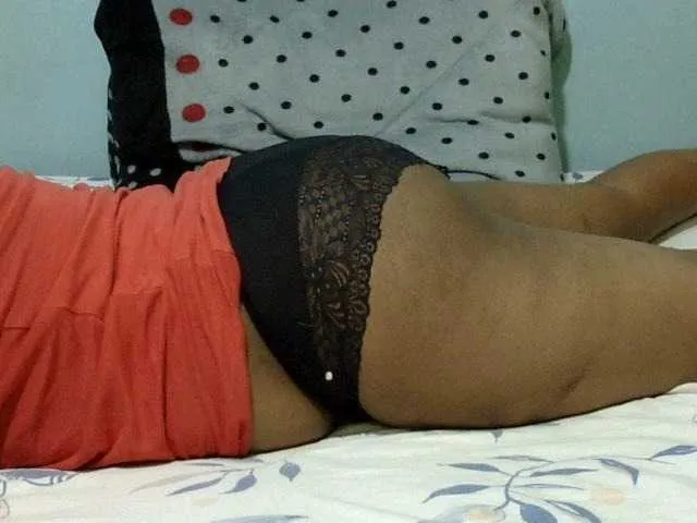 Live sex webcam photo for Petitetessy3 #290961764