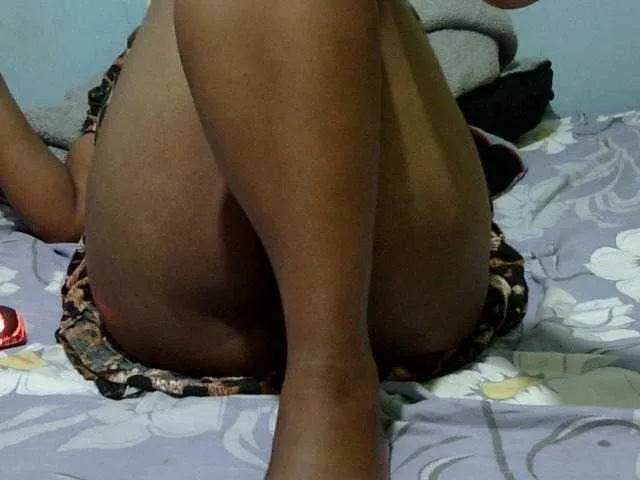 Live sex webcam photo for Petitetessy3 #291062813