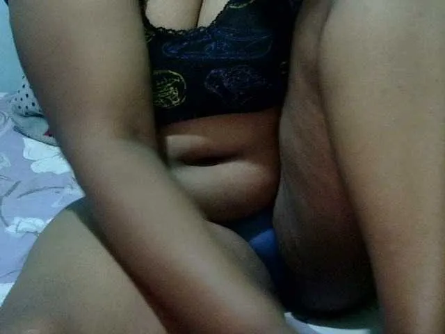 Live sex webcam photo for Petitetessy3 #291148338