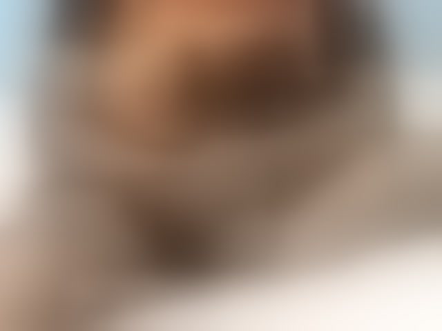 Live sex webcam photo for Petitetessy3 #293781996