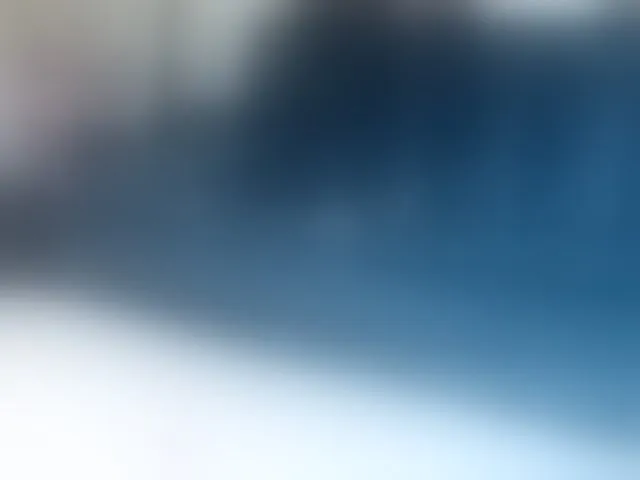Live sex webcam photo for Petitlexxi #292975410