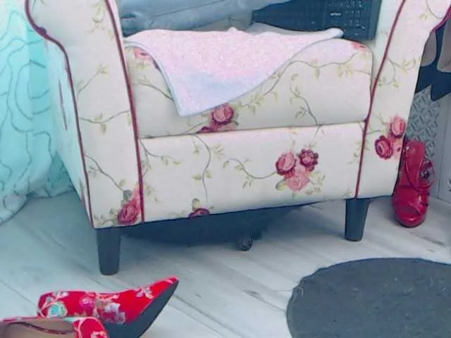 Live sex webcam photo for Petrra #274442215