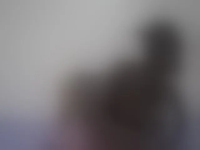 Live sex webcam photo for Pettite-Diofa #290949540