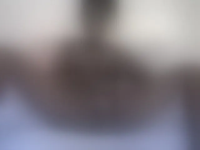 Live sex webcam photo for Pettite-Diofa #291131353