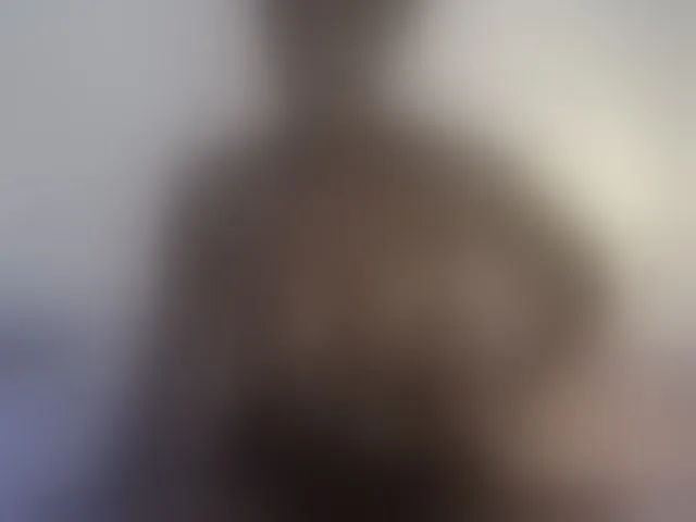 Live sex webcam photo for Pettite-Diofa #291164050