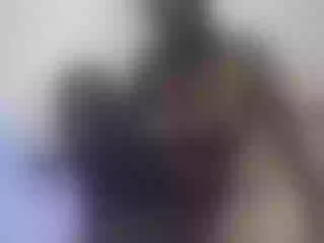 Live sex webcam photo for Pettite-Diofa #291396936