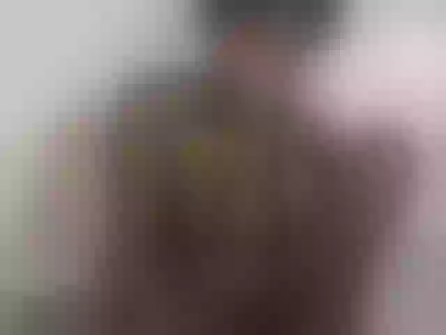 Live sex webcam photo for Pettite-Diofa #291499815