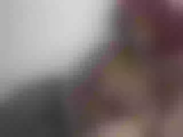 Live sex webcam photo for Pettite-Diofa #291689902