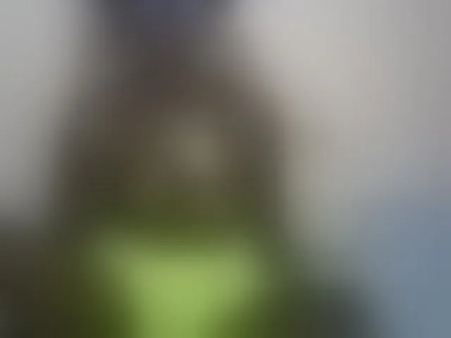 Live sex webcam photo for Pettite-Diofa #292455867