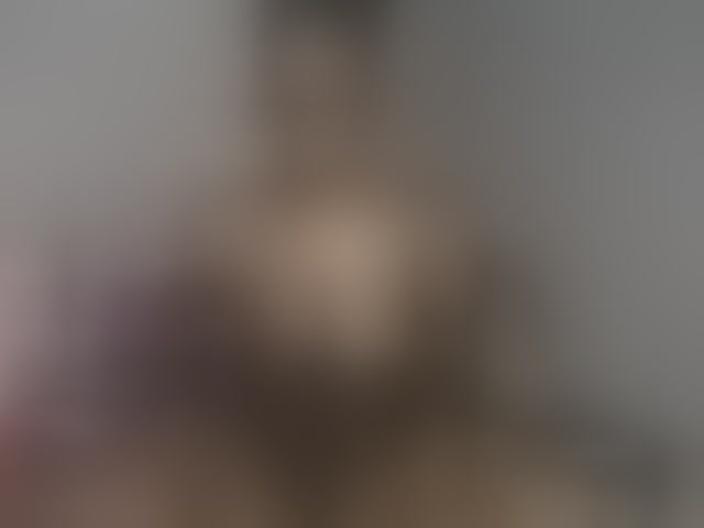 Live sex webcam photo for Pettite-Diofa #293707072