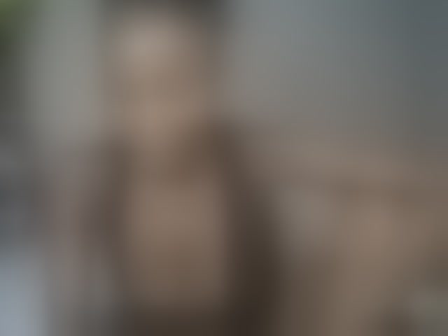 Live sex webcam photo for Pettite-Diofa #293993088