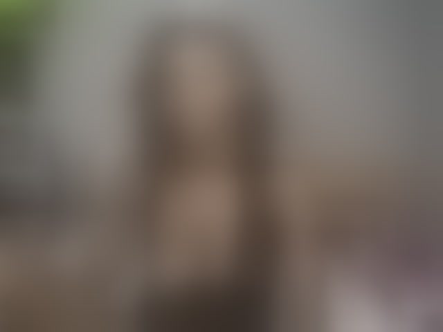 Live sex webcam photo for Pettite-Diofa