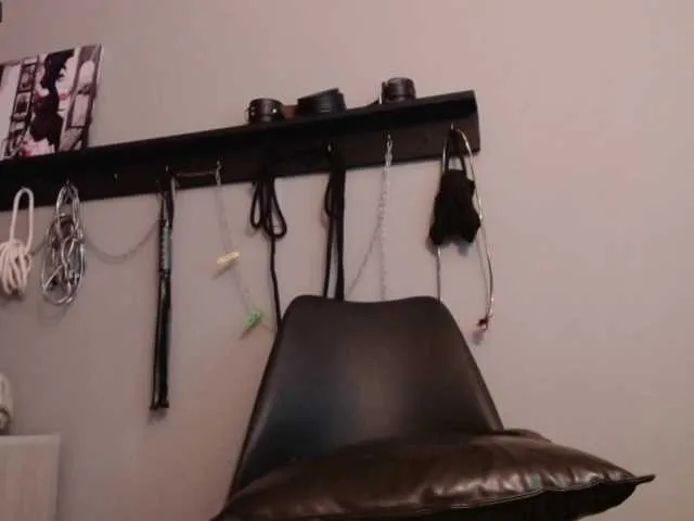 Live sex webcam photo for PicatrixB #272779674