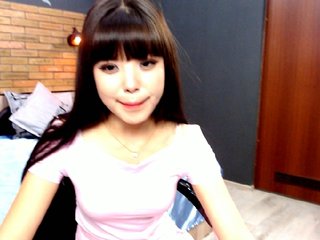 Live sex webcam photo for PinaChen #183409038