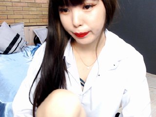 Live sex webcam photo for PinaChen #183837207