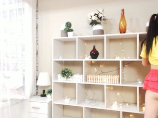 Live sex webcam photo for PinaChen #184668130