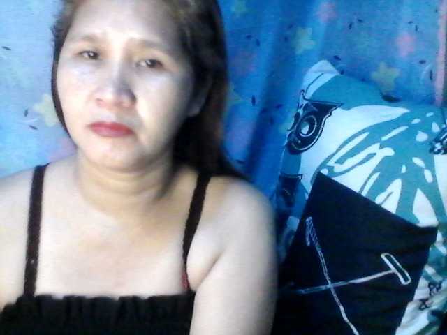 Live sex webcam photo for PinayMom30 #272757300