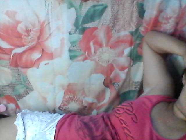 Live sex webcam photo for PinayMom30 #273378442