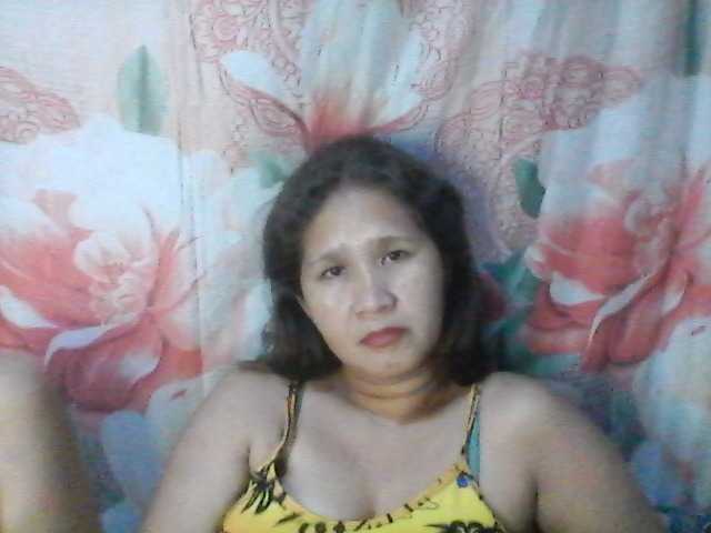 Live sex webcam photo for PinayMom30 #273454833