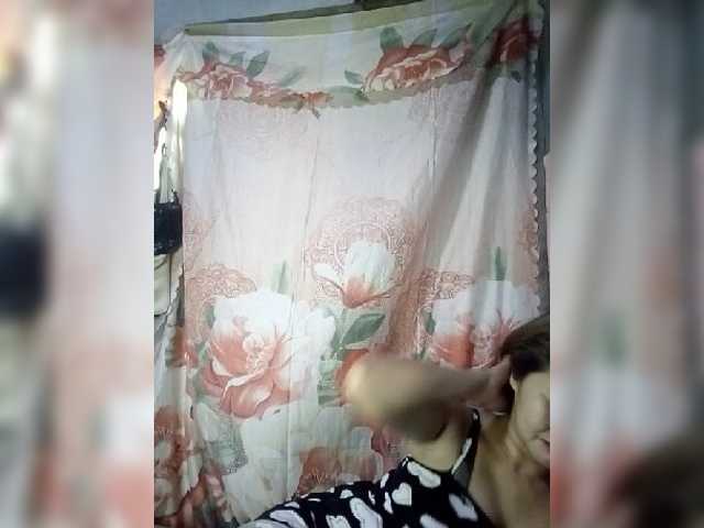 Live sex webcam photo for PinayMom30 #273670481