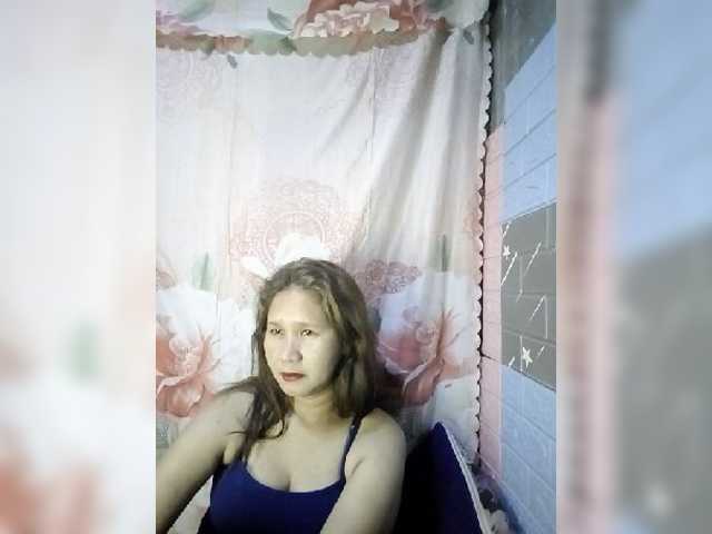 Live sex webcam photo for PinayMom30 #273807835