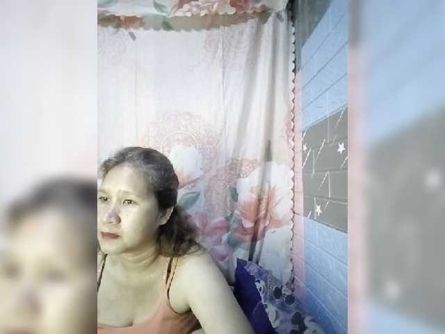 Live sex webcam photo for PinayMom30 #273926344